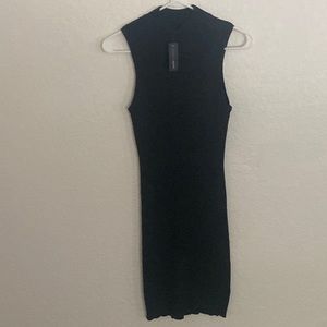 Sleeveless dress